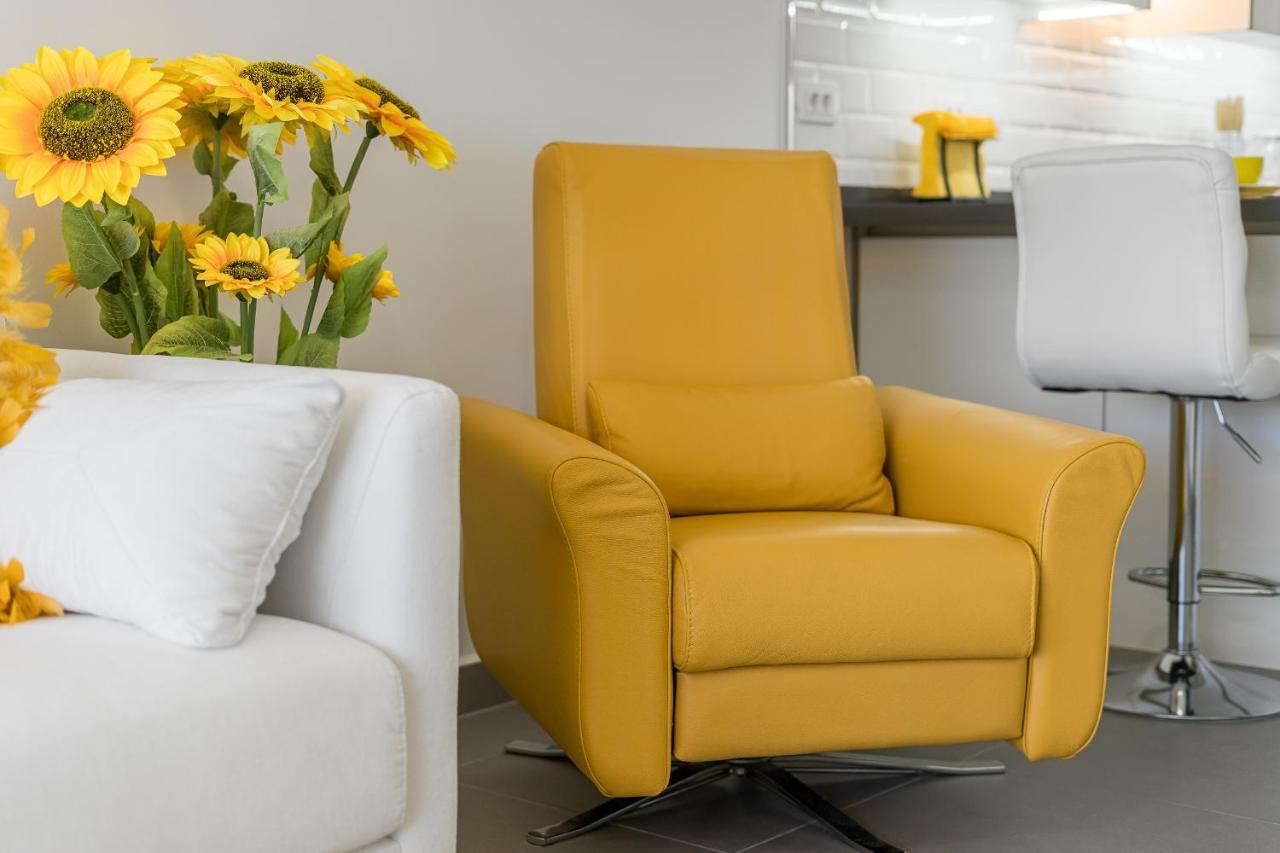 Buenavista Sunflower Apartment In Playa La Arena 푸에르토 데 산티아고 외부 사진